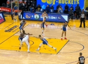 开云体育下载-勇士大将异常发挥，单节砍下30分搏命逆转