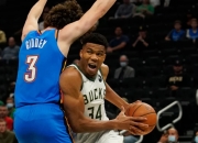 开云体育-灰熊队扳倒雄鹿，胜利之后信心大增