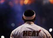 开云体育登录-佩德里关键调度破解秘鲁铁桶阵，AC米兰式防守哲学铸就战术胜利