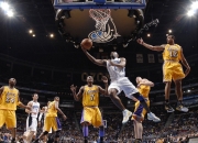 开云APP-太阳稳稳拿下黄蜂，世界排名争夺战中的关键胜利