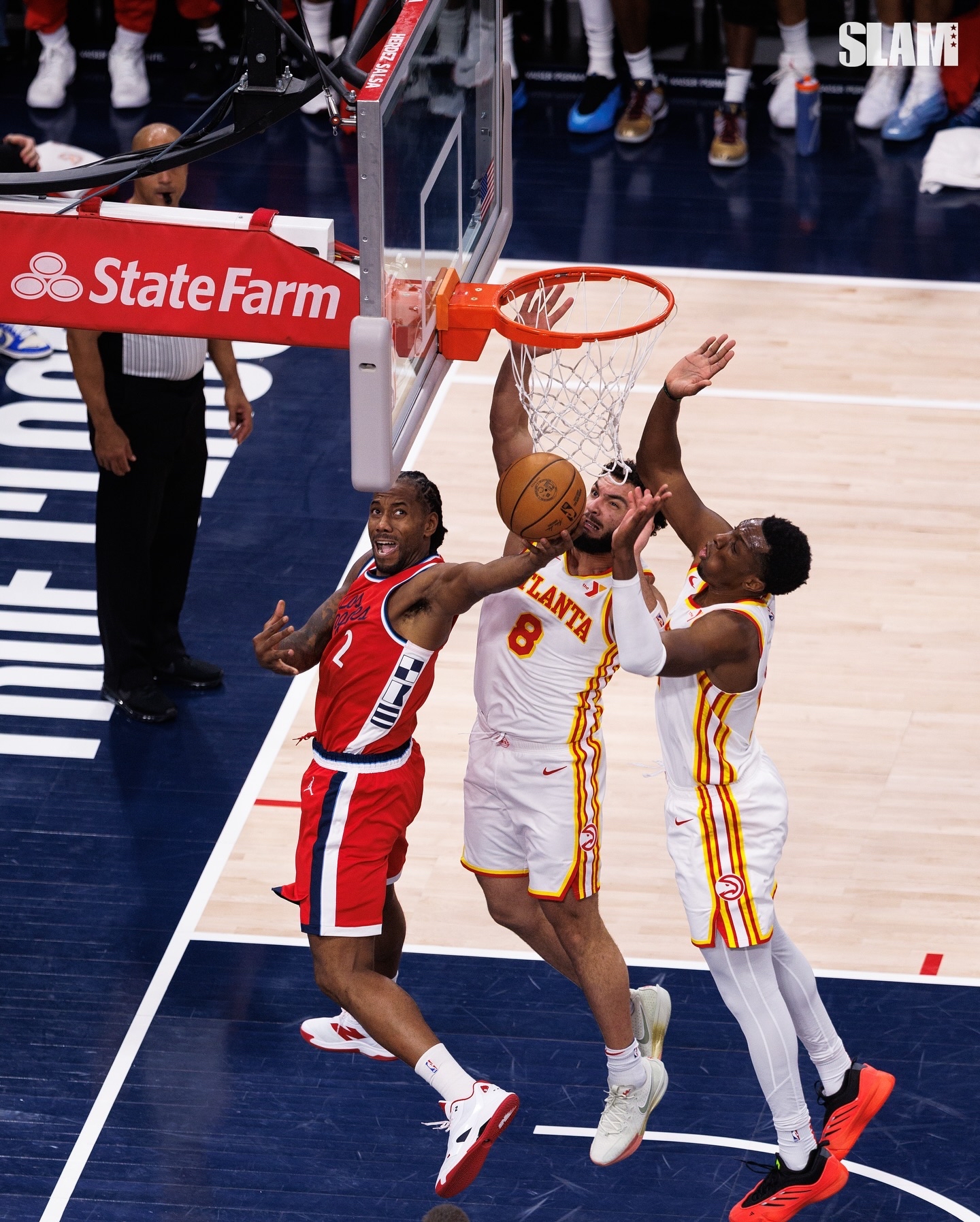 76人碾压篮网,伦纳德打破历史纪录 76人碾压篮网,伦纳德打破历史纪录