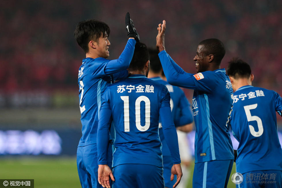 包含延边富德遭遇亚洲球队挑战，全力拼搏的词条