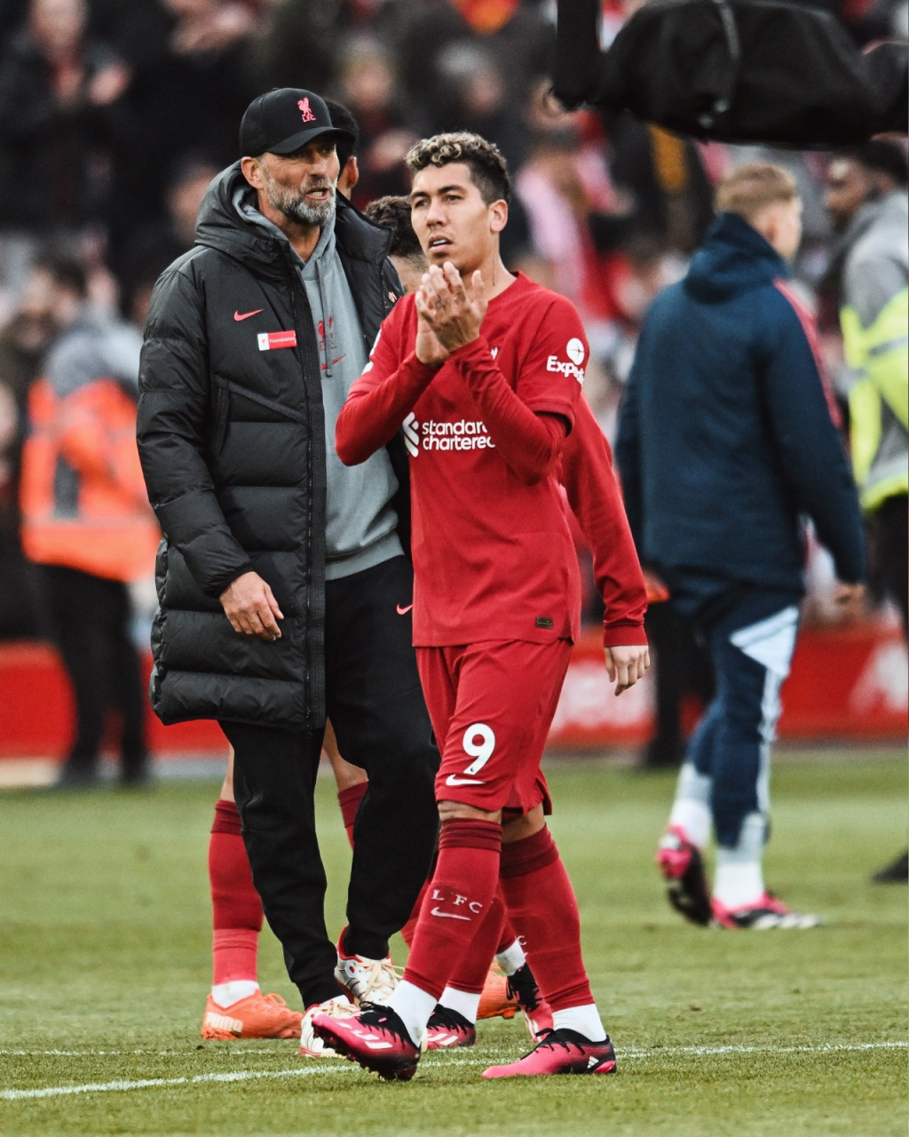 菲尔米诺荣膺MVP，助利物浦夺冠