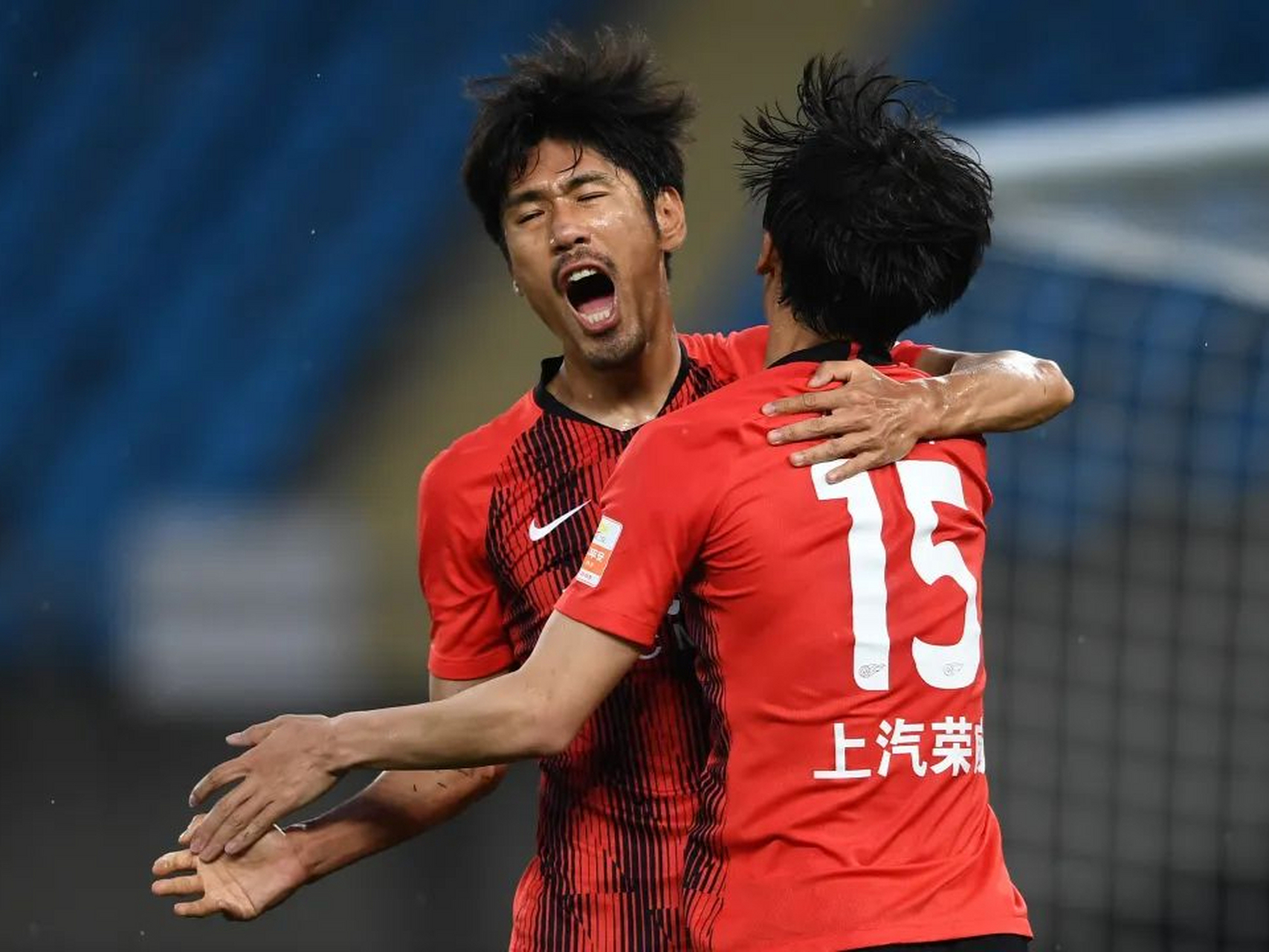 关于上港主场横扫对手，势如破竹的信息