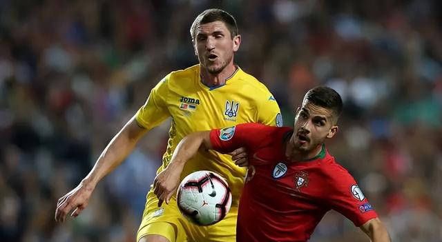 罗马尼亚战平乌克兰争夺胜利激烈对决的简单介绍