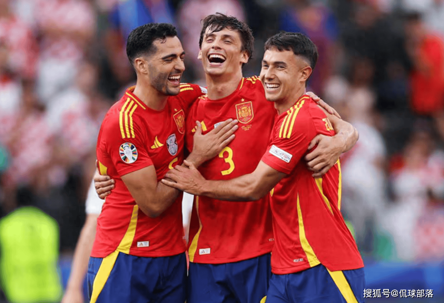 欧洲五大联赛激烈角逐十分激动