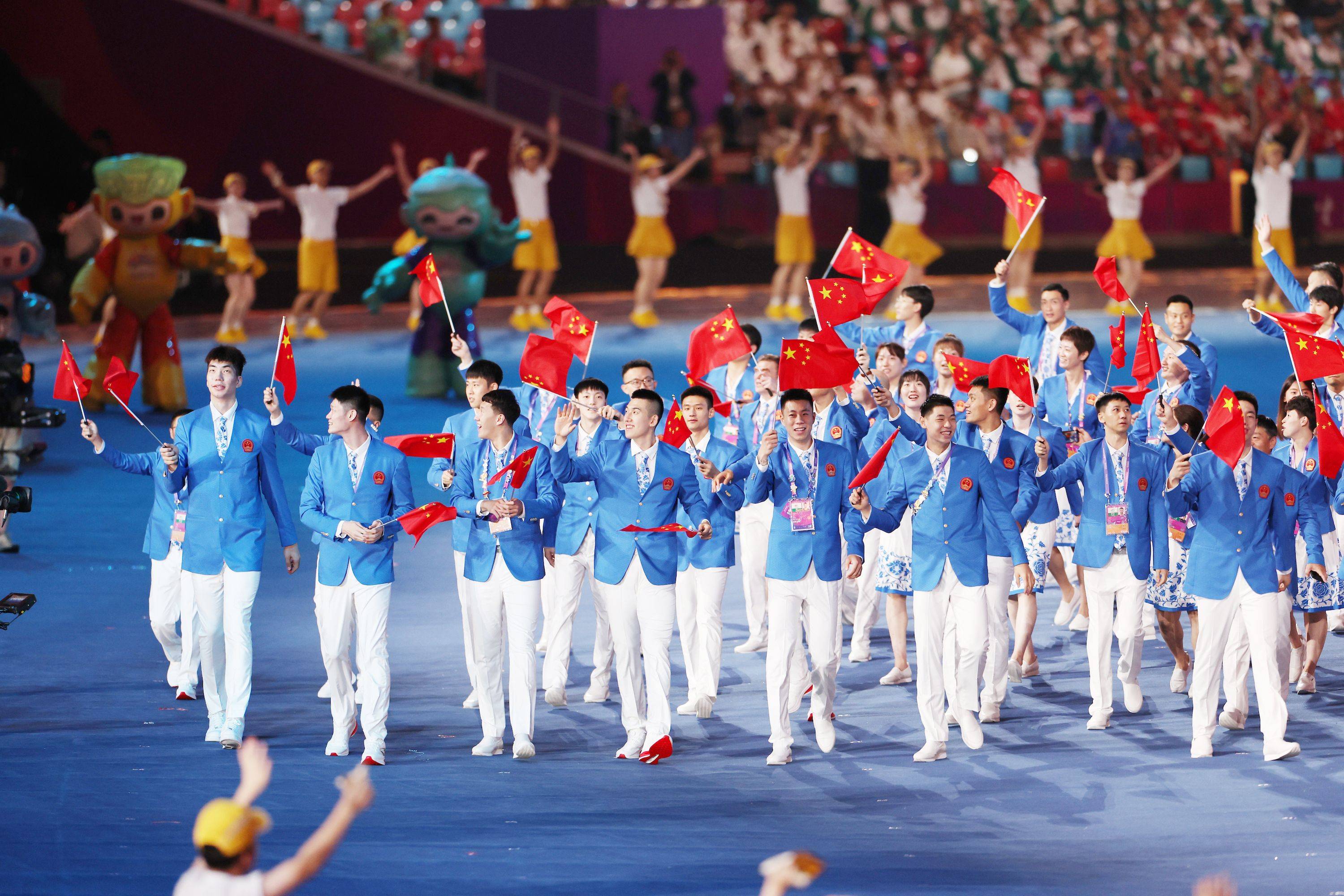 关于全运会开幕式盛大举行，运动员们共庆盛会的信息