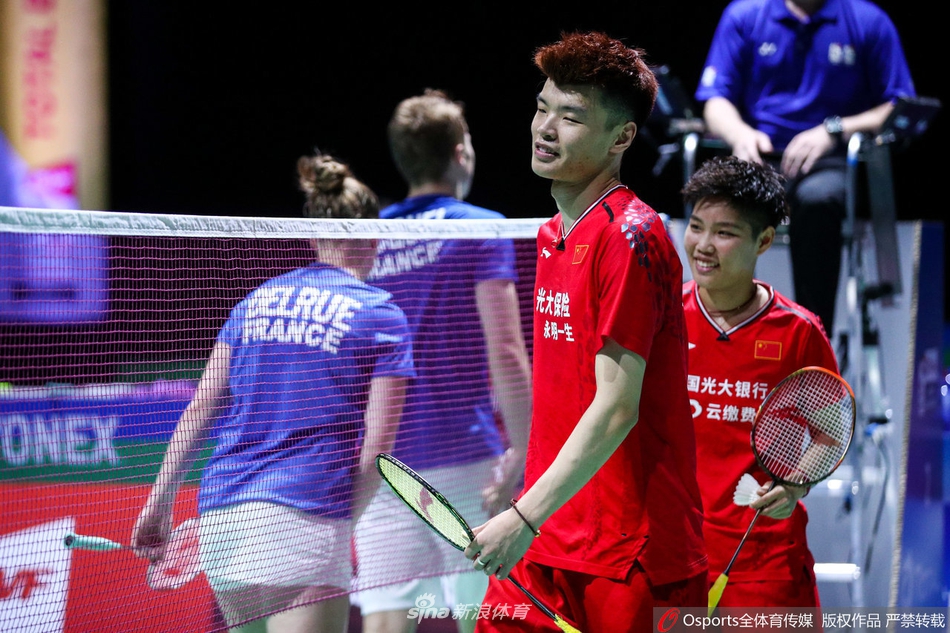 包含中国队逆转法国队，黄鸭组合扛起全队的词条