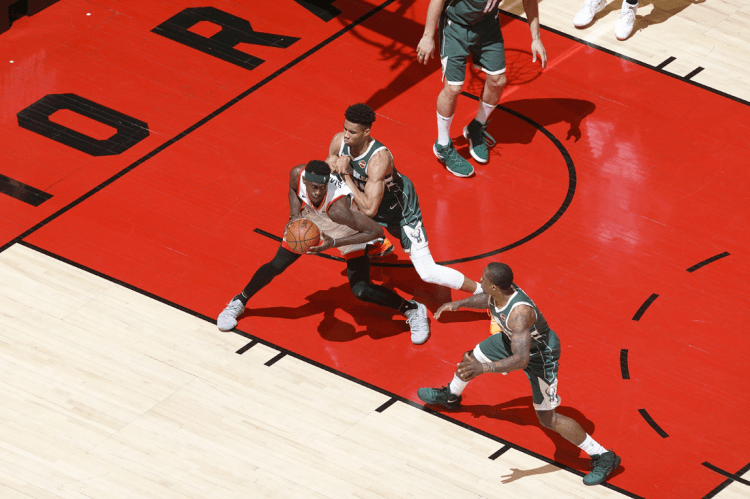 魔术碾压广州队，西亚卡姆刷新纪录的简单介绍