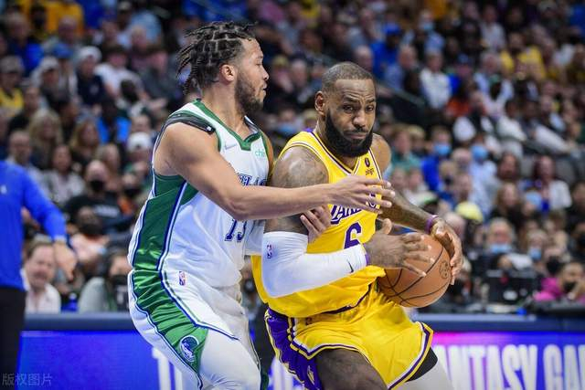 辽宁队横扫天津队，浓眉哥扛起全队的简单介绍