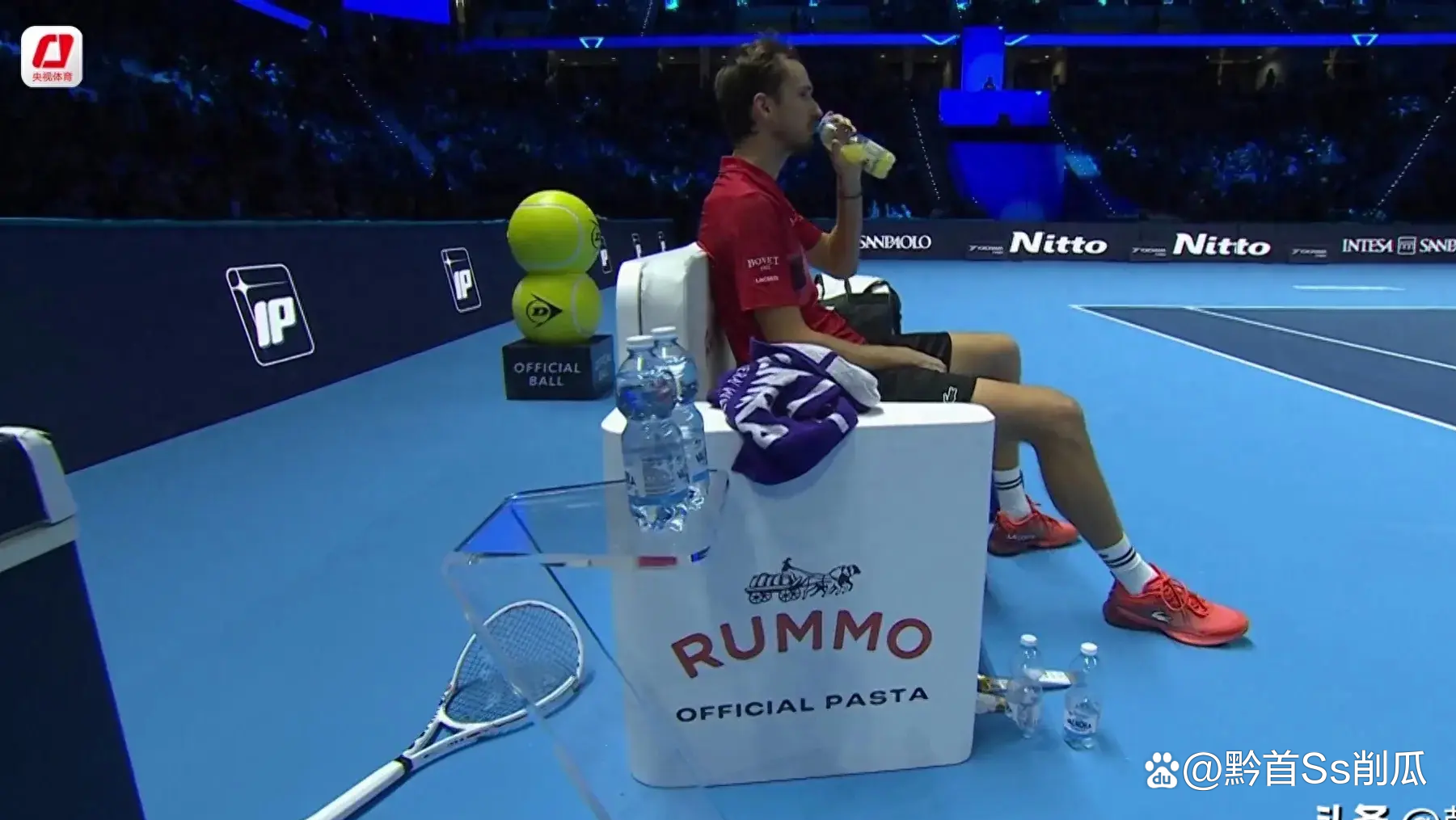 法网逆转ATP总决赛，梅德韦杰夫关键制胜的简单介绍