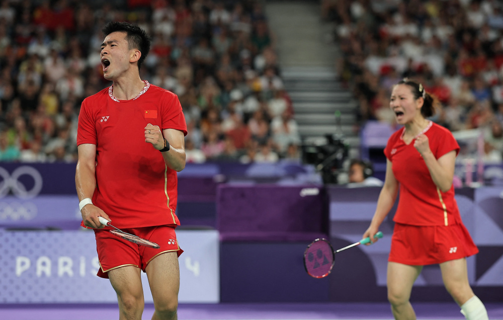 包含泰国队逆转日本队，郑思维统治全场的词条