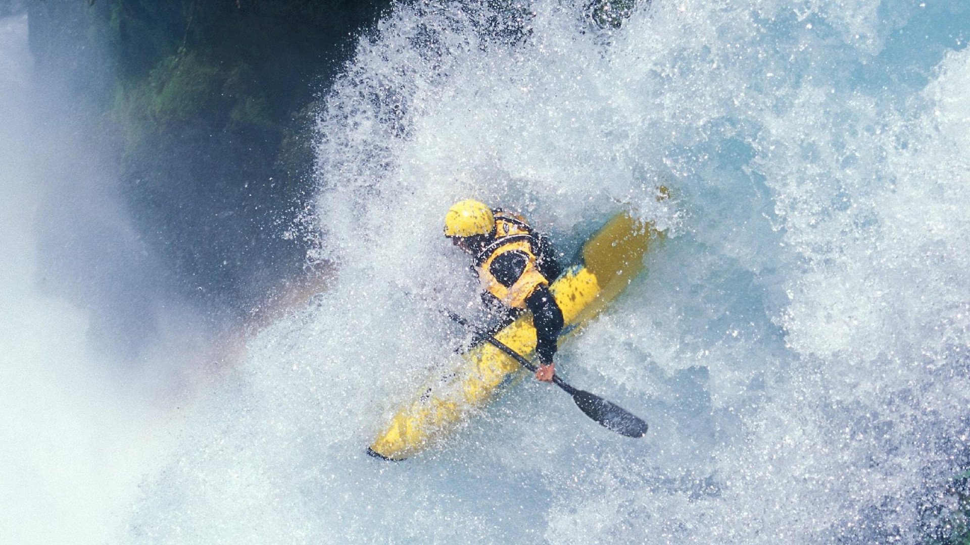 全面压制！德国战车碾过乌拉圭，德甲争冠战焦点战启示录