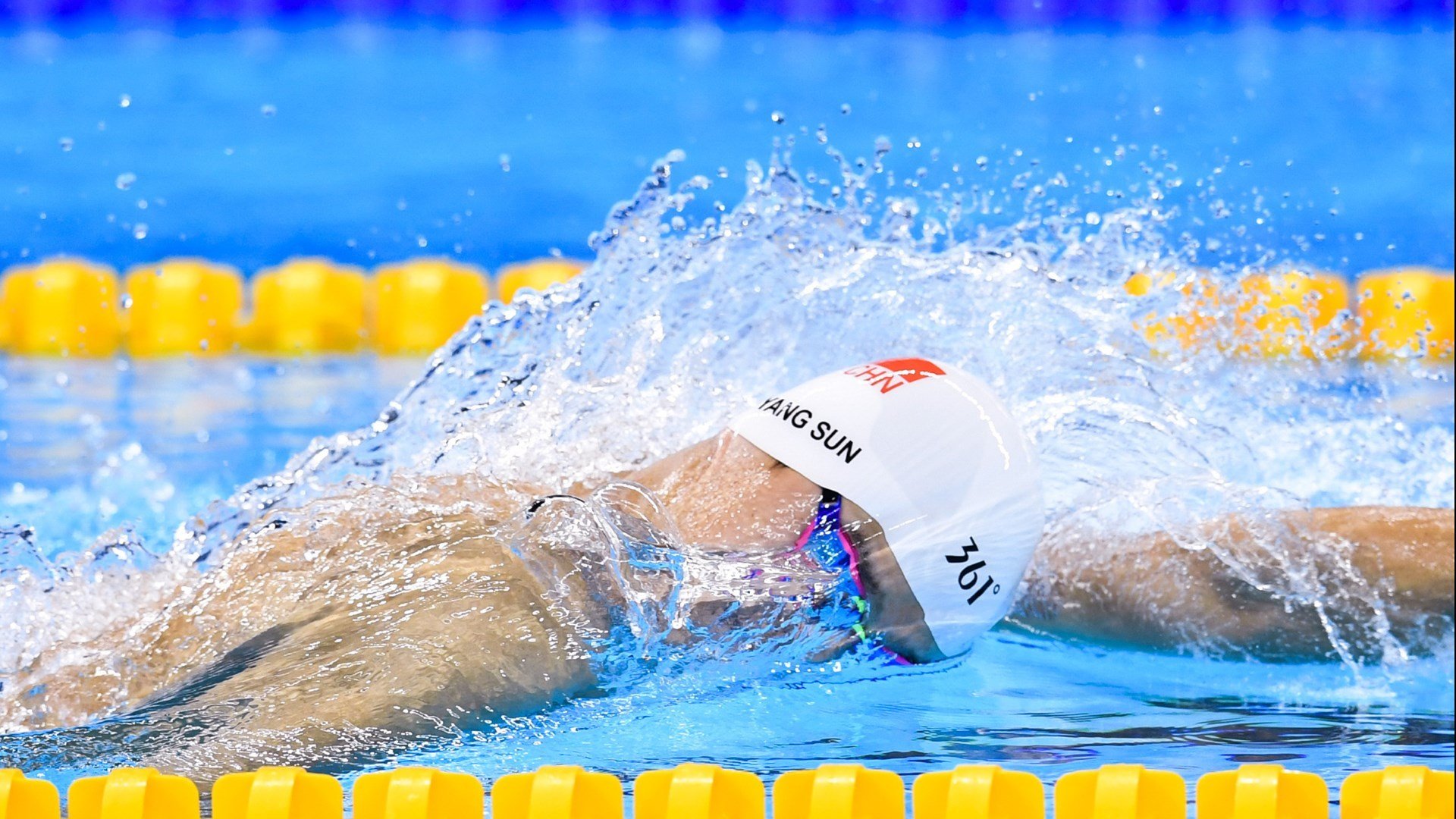 逆转与点燃，印尼队掀翻韩国巨人，李梓嘉的赛场火焰